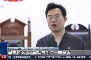 北青：刘殿座因伤退出国足本期集训，教练组补招申花门将马镇